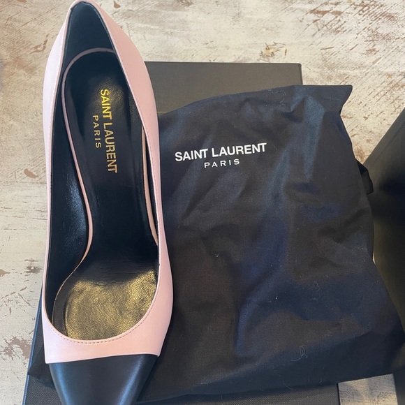COPY - YSL Pump pink and black - Picture 7 of 8